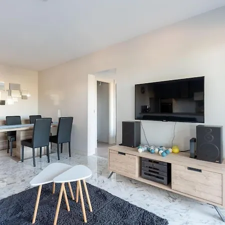 Absea Belles Terres 公寓 *