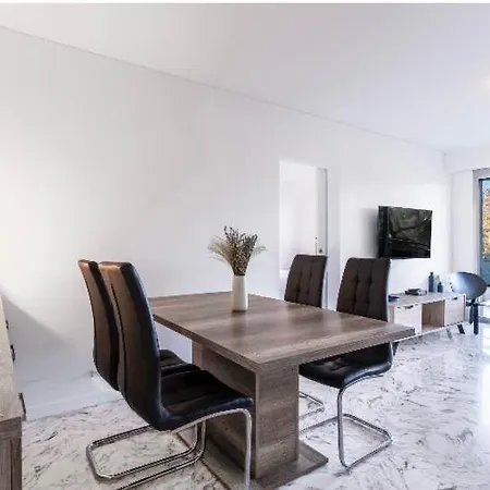 Appartamento Nice Absea piscine , cosy ,vue