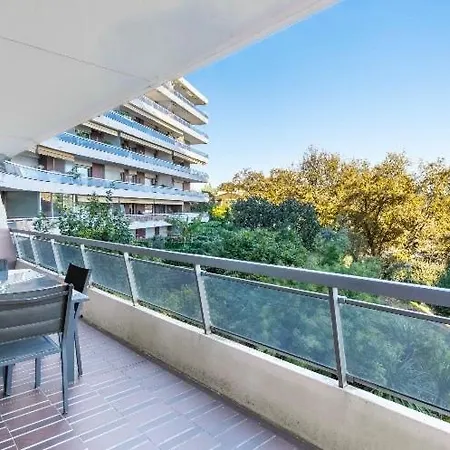 Appartamento Nice Absea piscine , cosy ,vue