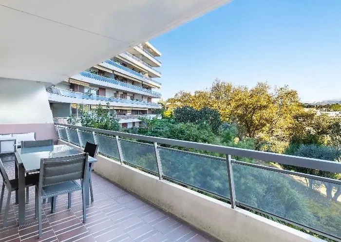 Lägenhet Absea Belles Terres